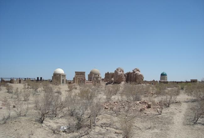 Mizdahkan Complex